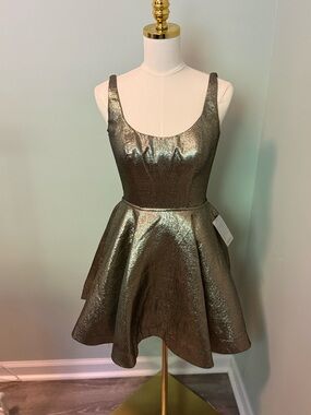 NWT La Femme 28181 Metallic Fit & Flare Cocktail Mini Dress - Gold/Black